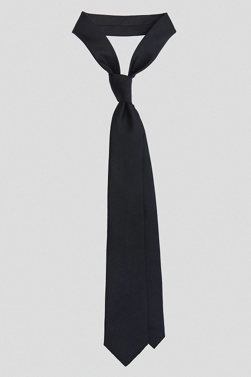 krawat-do-czarnej-koszuli-3