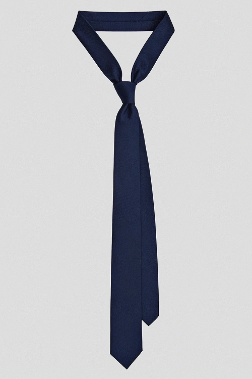 krawat-do-czarnej-koszuli-5